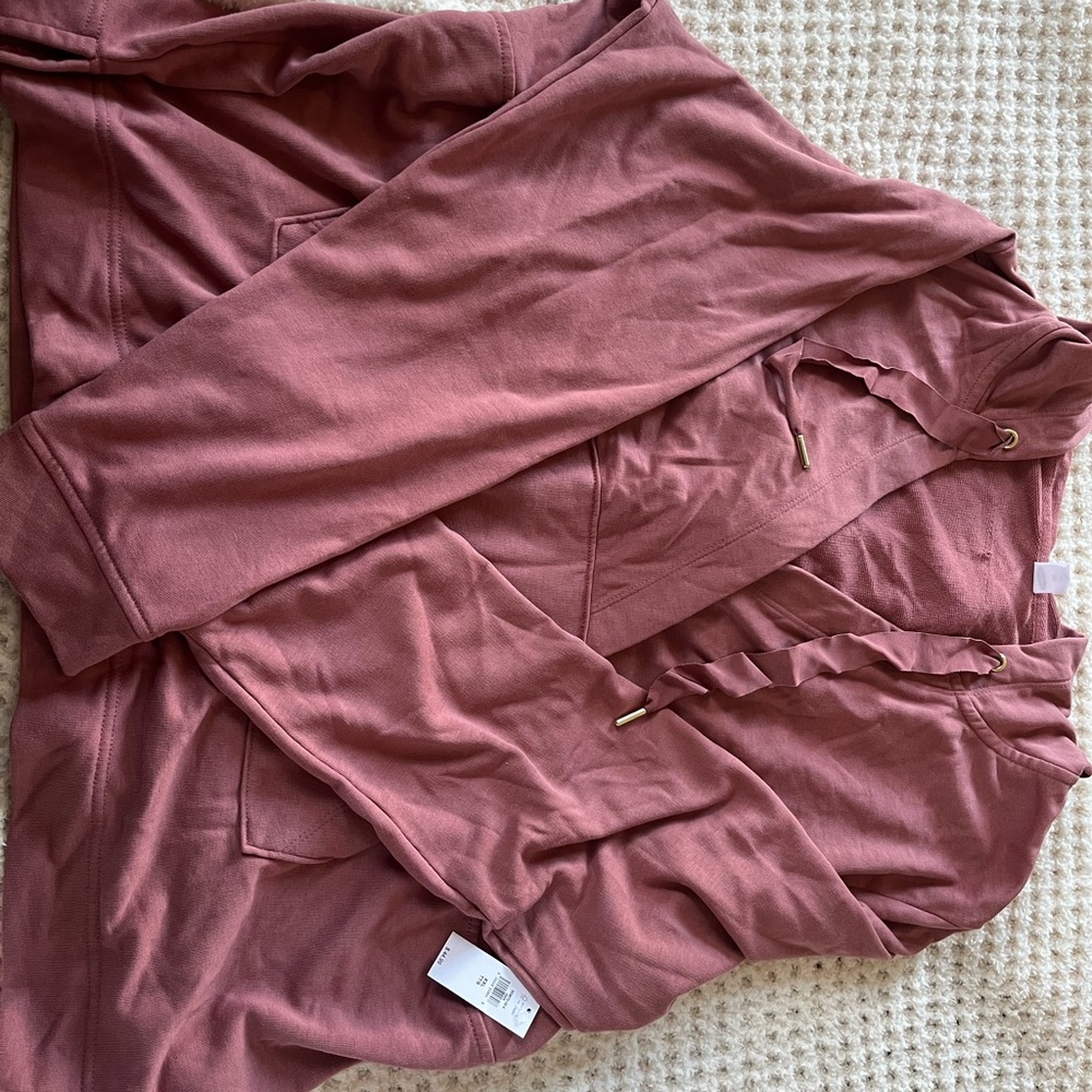 Old navy pullover hoodie